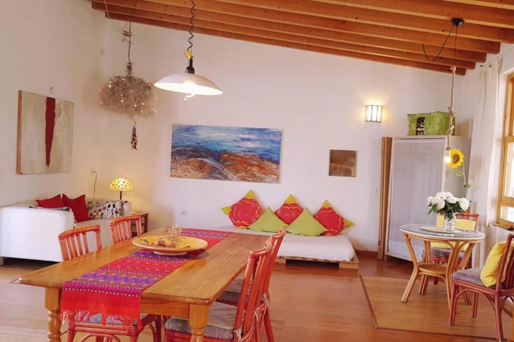 Tranquila Tierra - Eco Retreat Finca Artis Tirma تاراخاليخو المظهر الخارجي الصورة